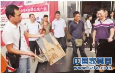 左右布藝沙發(fā)長沙店實(shí)木茶幾竟是紙做？
