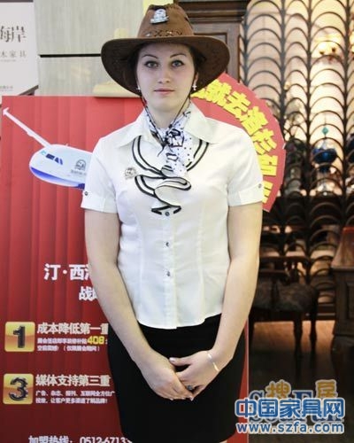 深圳家具展,美女模特7
點擊圖片查看下一頁 深圳家具展,美女模特7