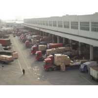 廣州到南寧高欄平板廂式車(chē)9米13米17米貨車(chē)